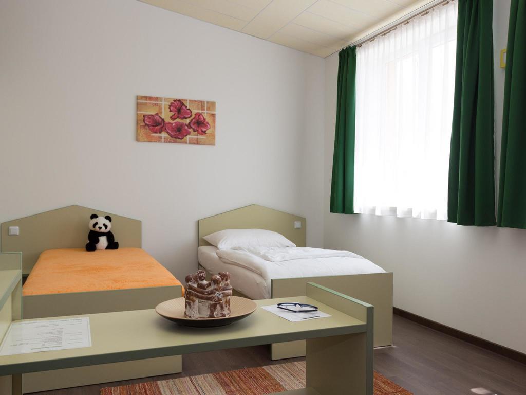 Winrooms "Hotel&Appartement" Wiener Neustadt Exterior foto